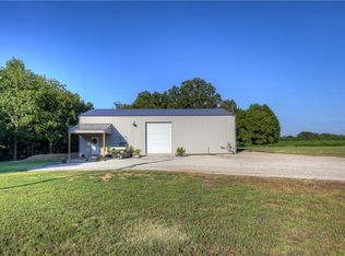 11445 SW 90th St, Chetopa, KS 67336