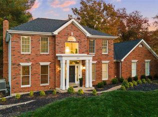 1817 Sparks Ct, Ballwin, MO 63011