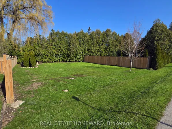 200 Ontario St, Pt Hope, ON L1A 2V7