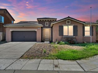 4008 Portals Ave, Clovis, CA 93619