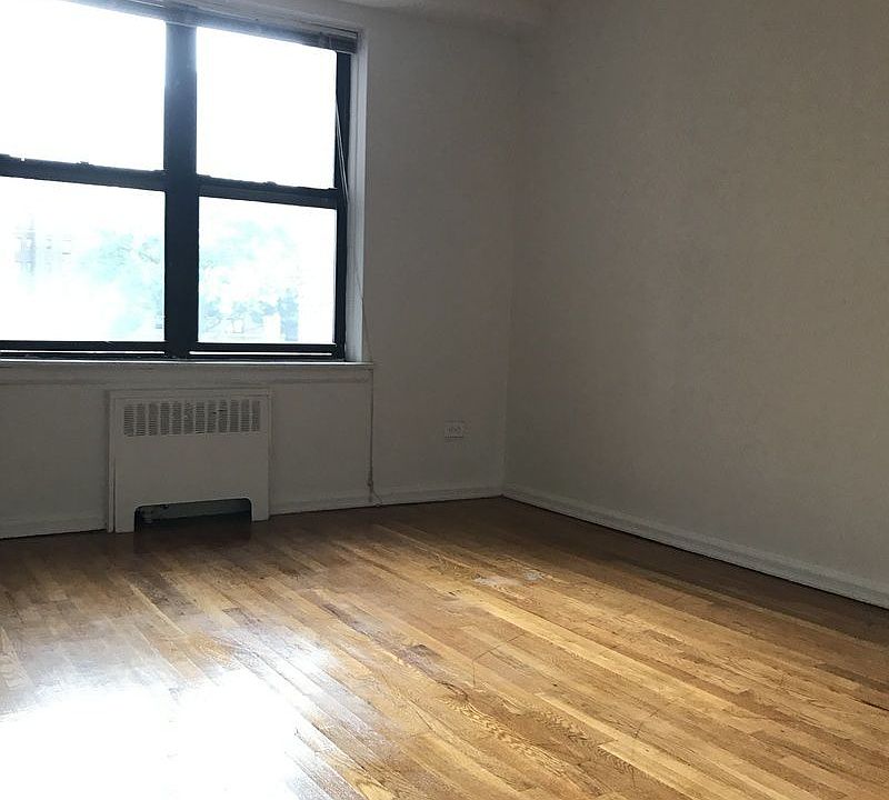 2nd image of 3220 Netherland Ave APT 4M