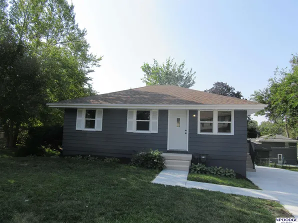 4481 Dayton St, Omaha, NE 68107
