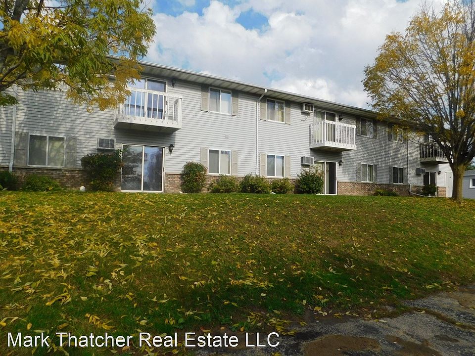 Fox Lake 215 Weed St Fox Lake WI Zillow