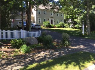 47 Indian Ln, Franklin, MA 02038