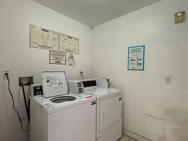 709-711 YALE ST/700 N. HILL PL LOS ANGELES, CA 90012 — Photo 10