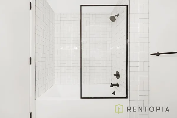 Rented by Rentopia | media 44