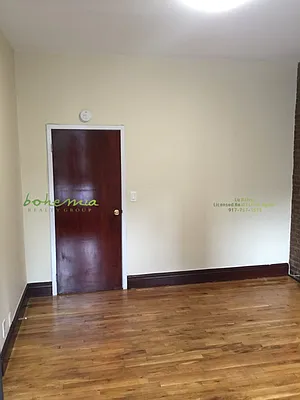 Rented by Bohemia Realty Group | media 17