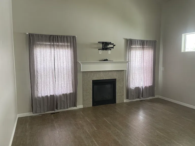 2971 Lisa Ct — Photo 4