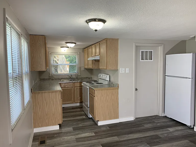 2024 Birkdale Rd — Photo 13