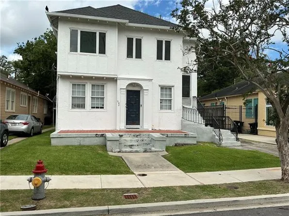 3180 State Street Dr, New Orleans, LA 70125