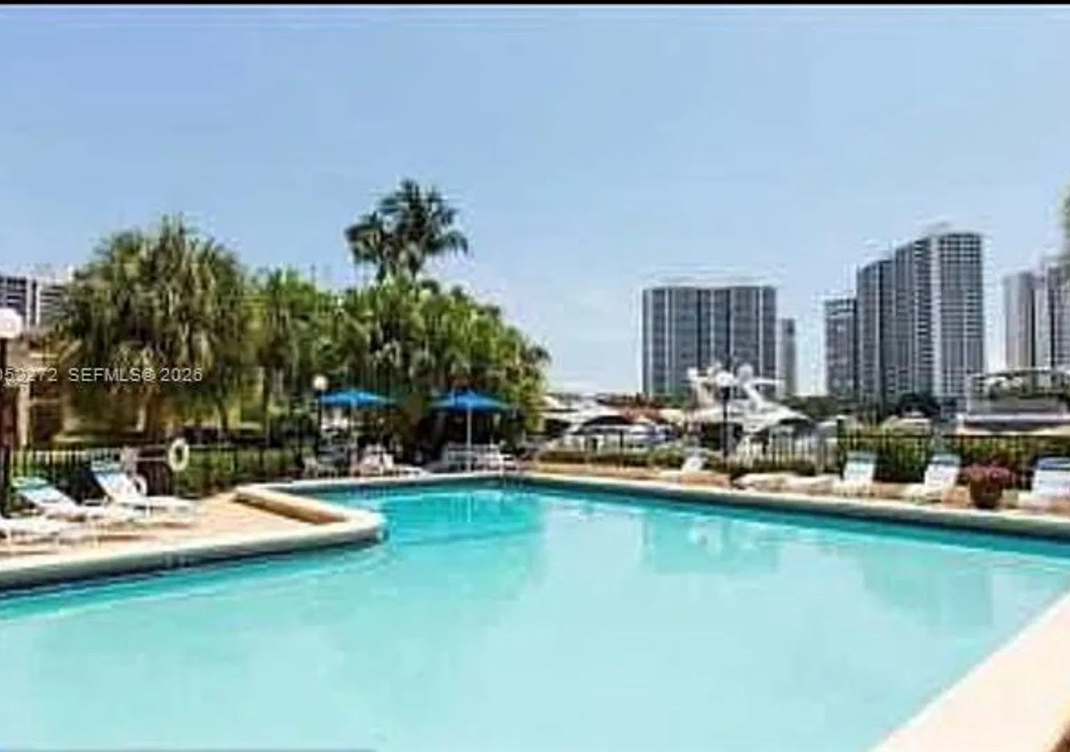 3553 Magellan Cir cu-317-1, Aventura, FL 33180 — Photo 4