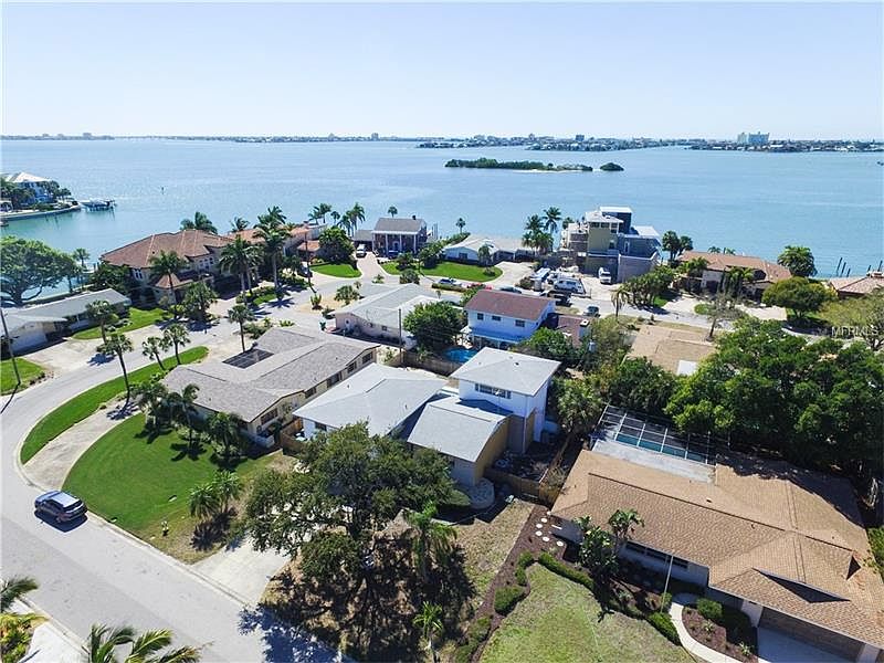 1st image of 2027 Dolphin Blvd S