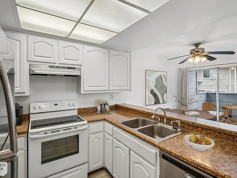 3137 Shofner Pl — Photo 12
