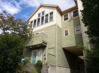 832 29th Ave S, Seattle, WA 98144