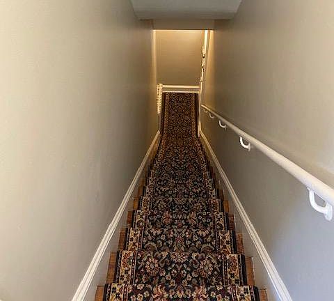 WALK UP STAIR WAY