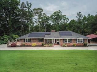 1 Holly Ct, Seneca, SC 29678