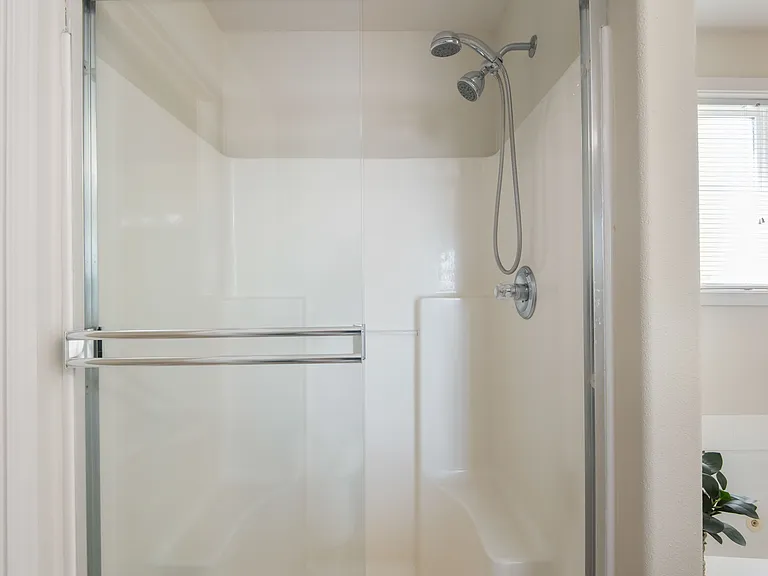 9104 Jersey Dr — Photo 34