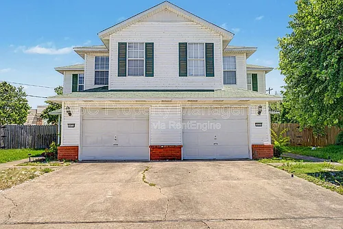 3033 W Mica St Photo 1