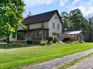 6698 E Townline Rd, Williamson, NY 14589