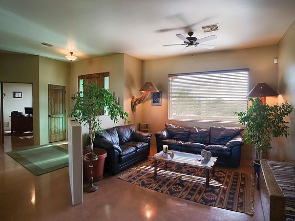 3rd image of 660 N Fairhaven Dr