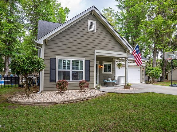 2nd image of 12 Osprey Road