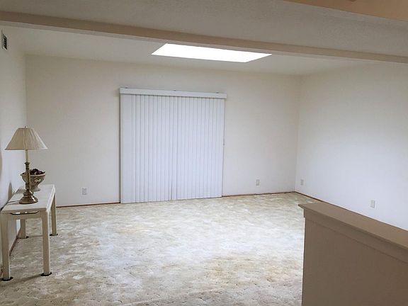 2nd image of 6444 Oakcreek Way