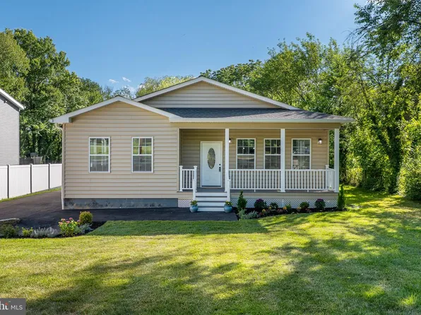 434 Gaither St, Gaithersburg, MD 20877