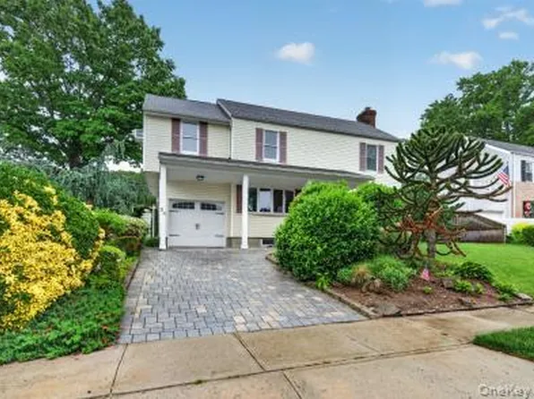 24 Purdue Road, Glen Cove, NY 11542