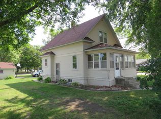 904 Atlantic Ave, Benson, MN 56215