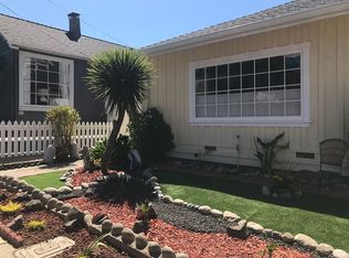 212 Park St, Pacific Grove, CA 93950