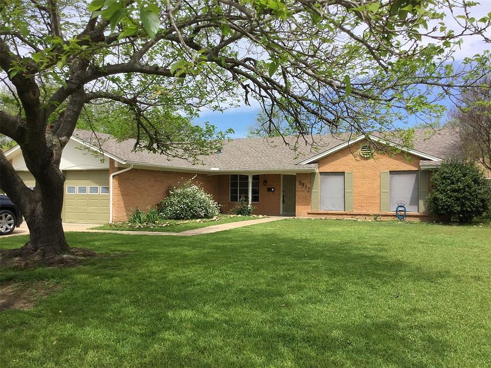 1st image of 8912 Mahan Dr