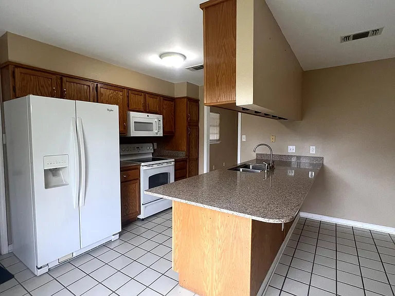 15309R Royal St — Photo 9