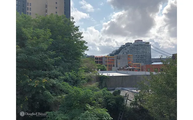 Rented by Douglas Elliman | media 7