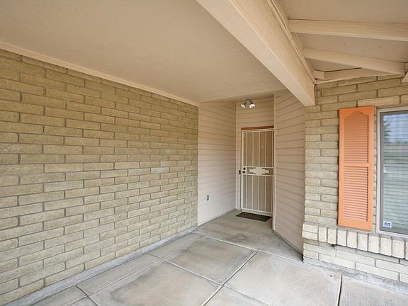 2nd image of 6343 W Cochise Dr