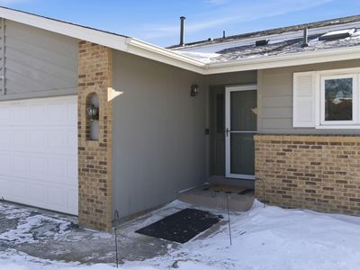 2517 Crestmount Ln, Burnsville, MN, 55306