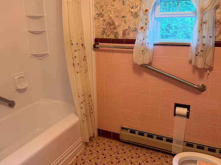 5391 Chapmans Rd #2 — Photo 6