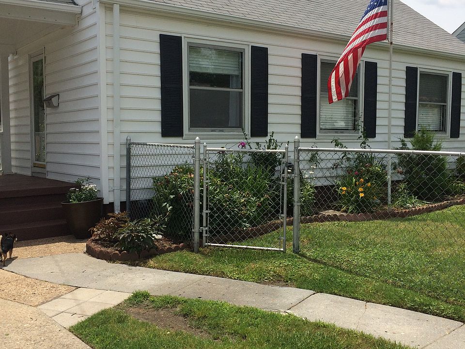 2nd image of 3921 Krick St