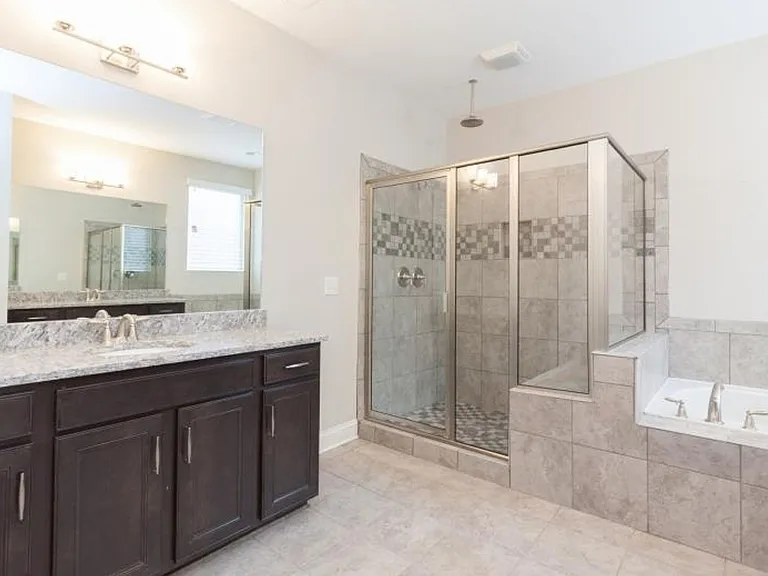 164 Ashcrest Point — Photo 12