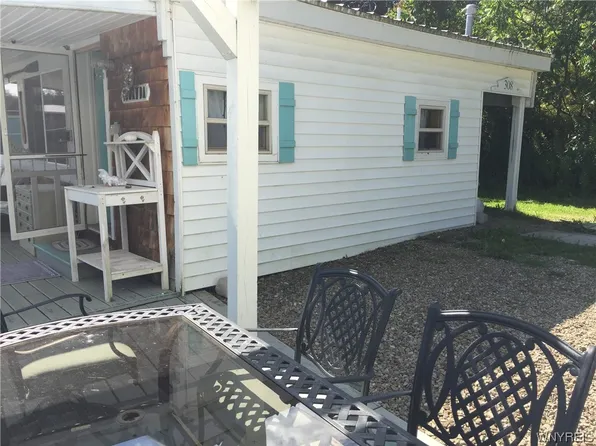 308 Lakeview Blvd, Machias, NY 14101