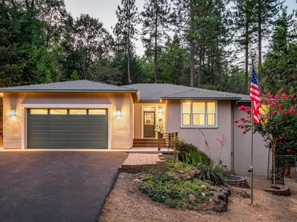 5752 Arrowhead Dr, Foresthill, CA 95631