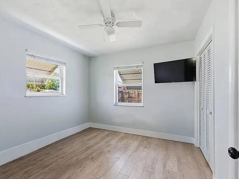 102 SE El Sito Ct — Photo 16