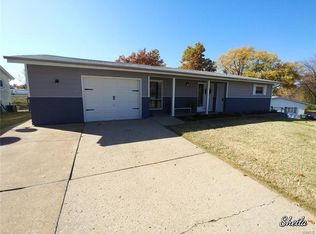 3353 Clemens Dr, Saint Charles, MO 63301