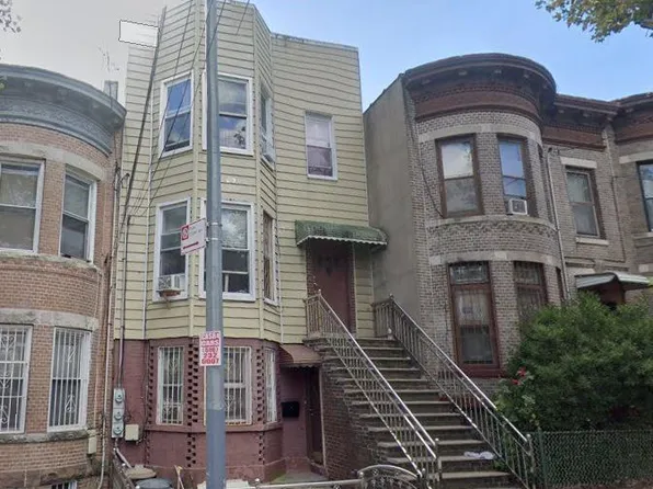 748 57th St, Brooklyn, NY 11220