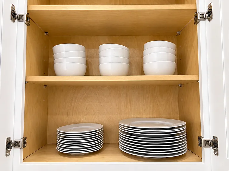 No need to rush out to the grocery store, we've got you covered! Enjoy snacks in this fully stocked chef-inspired kitchen as you prepare your favorite meal!