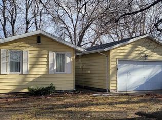 1403 Windsor Rd, Grand Island, NE 68801