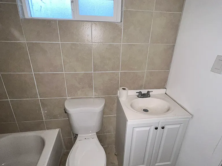 4231 Wightman St — Photo 3
