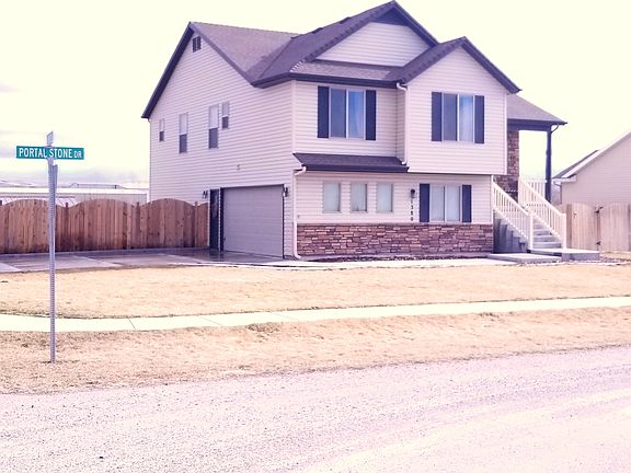 2nd image of 1380 Portal Stone Dr