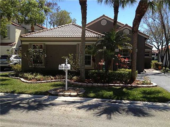 3rd image of 10524 NW 11th Ct