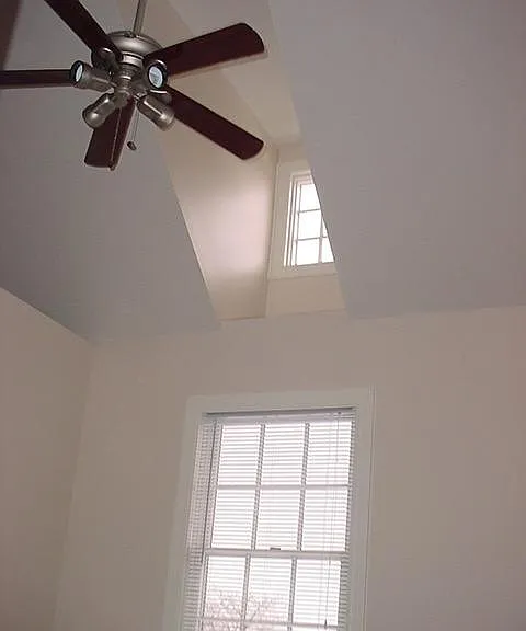 98 S Union St — Photo 20