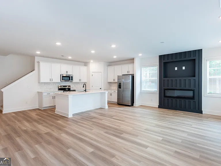 3140 Marabella Cir — Photo 12